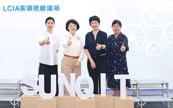 訪企業(yè)，聽心聲、促交流 | 區(qū)工商聯(lián)率隊(duì)走訪興千田
